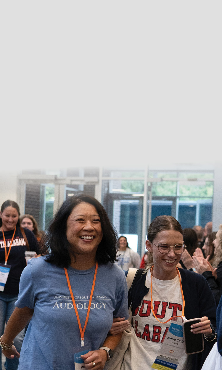 Starkey U students walking into Starkey.